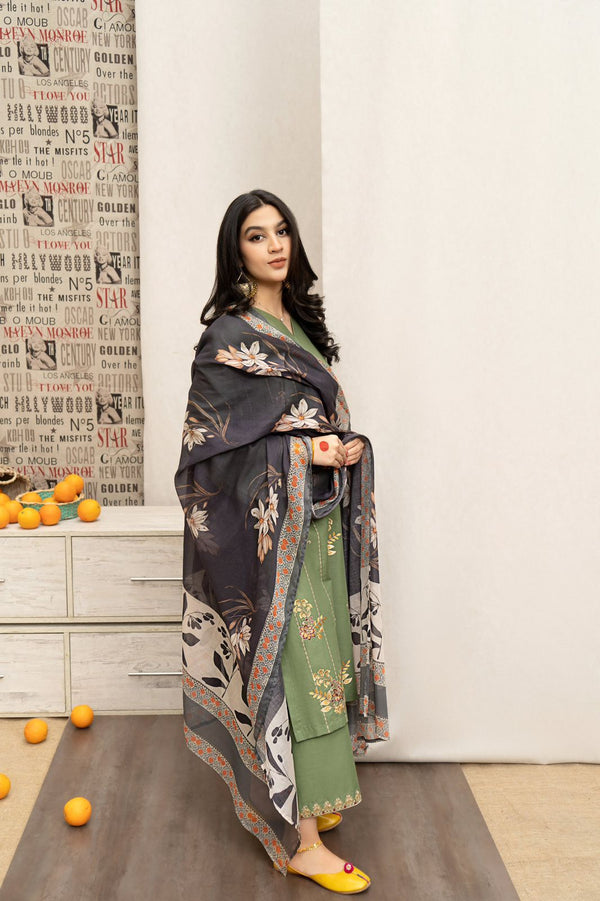 Urge Lawn Embroidered 3pc suit - 991MW